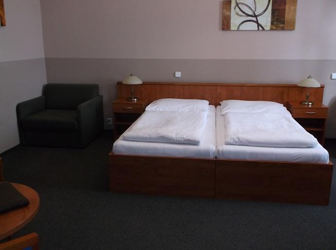 Hotel Lev Lovosice Buitenkant foto